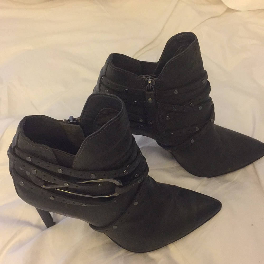 Dolce Vita feminine bootie